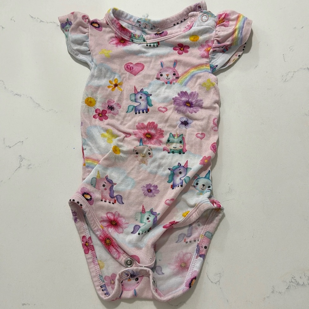 Posh Peanut x Fisher Price ruffled bodysuit 3-6m